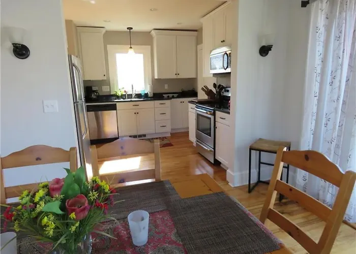 Charming Walk To Downtown Mystic Awaits Your Stay