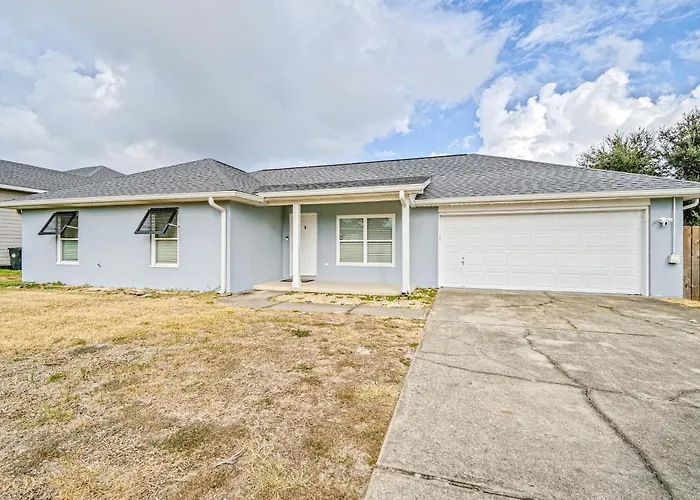 Modern Home With Wifi Deck Washer & Dryer And Central Ac