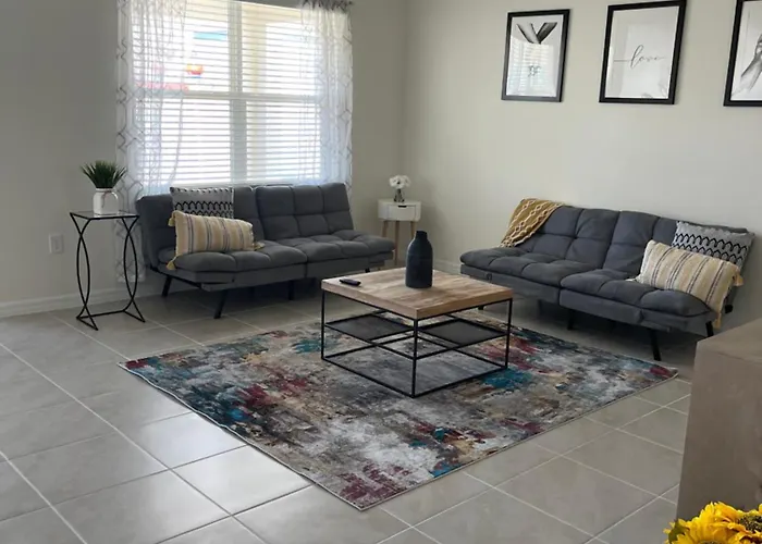 Lovely Home At Lilac Lane