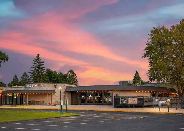 Fairway Inn And Suites, An Ascend Collection Hotel