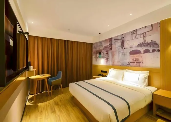 City Comfort Inn Enshi Jingang Baijia Plaza