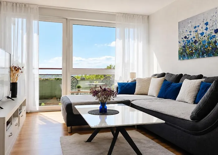 Gemütliches Ferien Apartment mit Dachterasse am Gifizsee