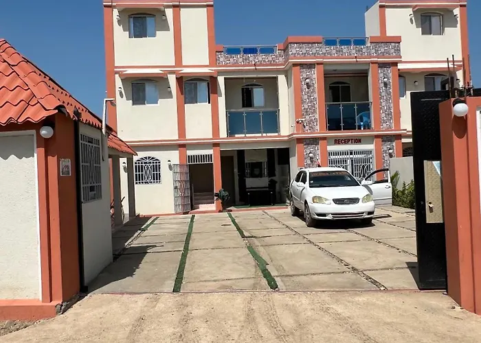Darlouis Hotel
