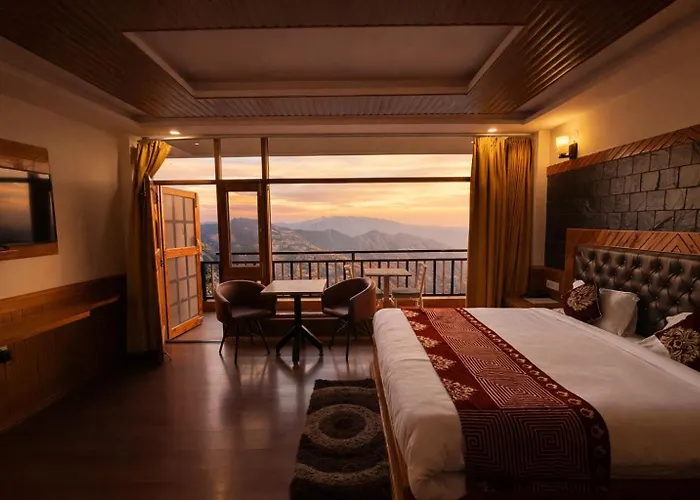 Aurelion - A Valley View Hotel Facing Towards Snow Capped Mountains