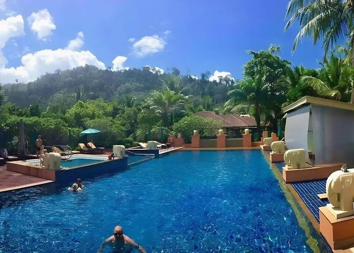 Baan Khaolak Beach Resort
