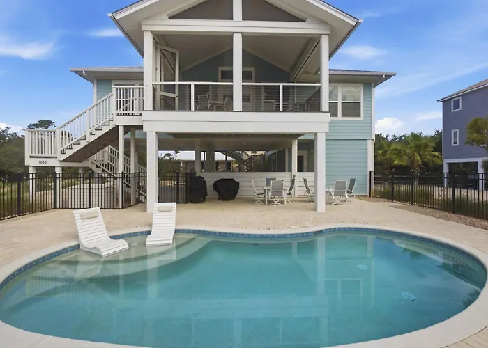 New St George Island Retreat Pool Pet Friendly