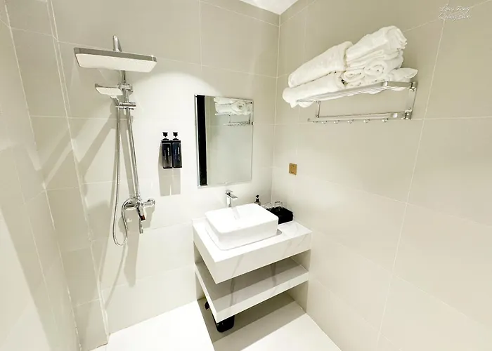 Verdant Apartment & Hotel