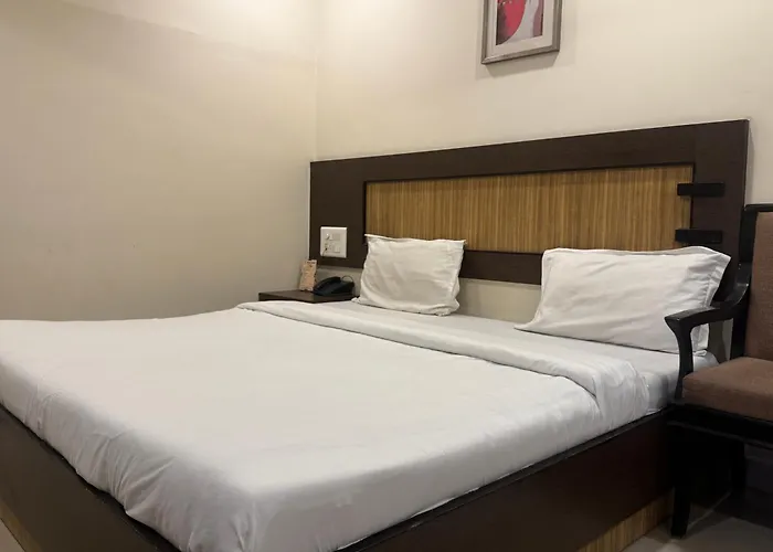 Hotel Silverkey Inn - Mathura
