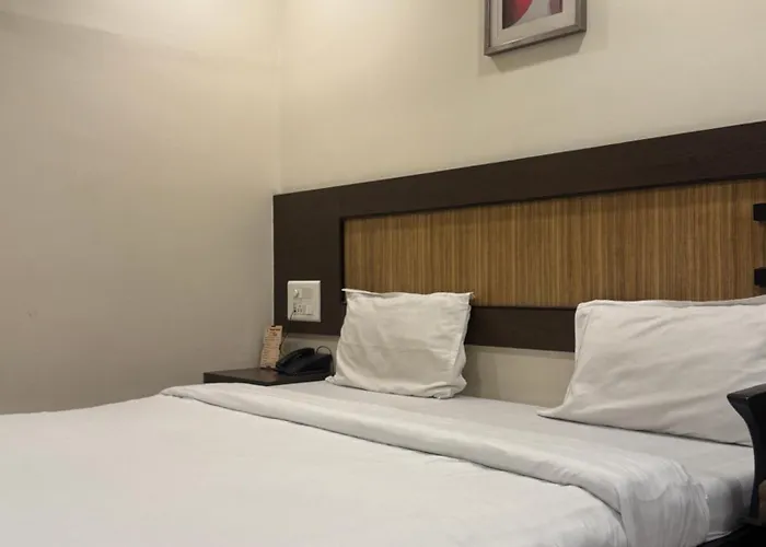 Hotel Silverkey Inn - Mathura