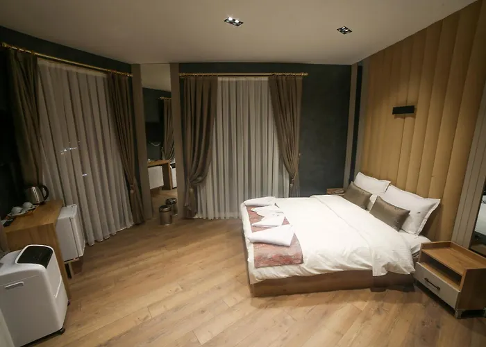 Sosyete Otel