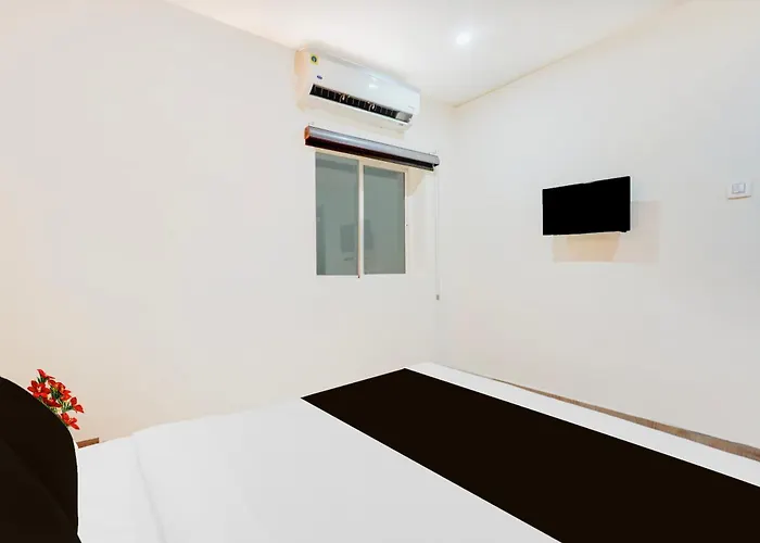 Super Hotel O Upper Bazar Formerly Rr Residency