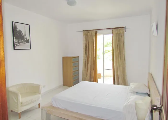 Serenara Studios And Suites Playa Los Corales