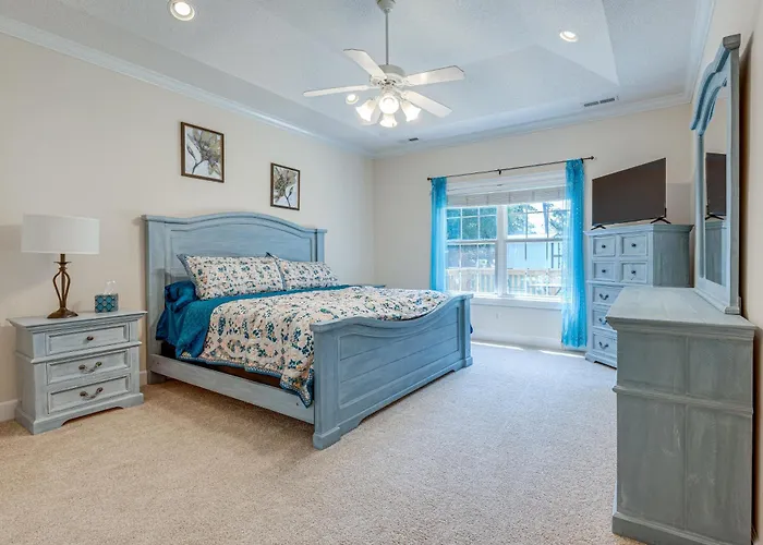Coastal Home On Hackler Golf Course Near Ccu