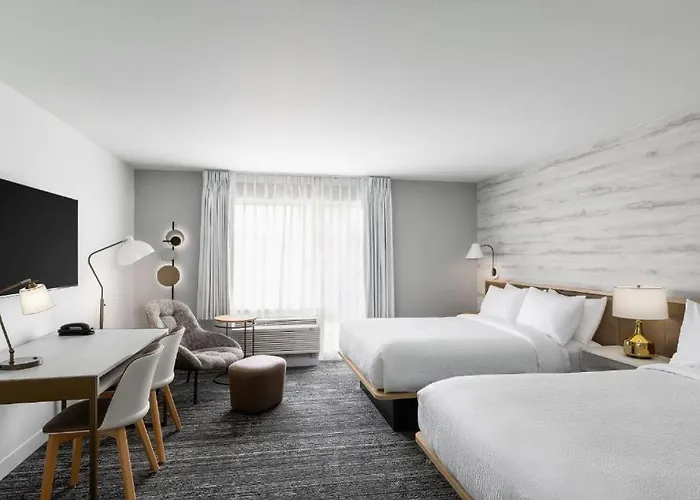Towneplace Suites By Marriott Lyndhurst