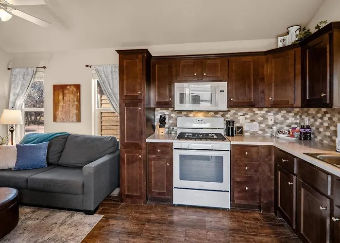 Cozy Creekside Cabin 90 Near Fossil Creek