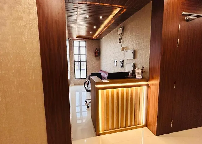Hotel Lb & Sons
