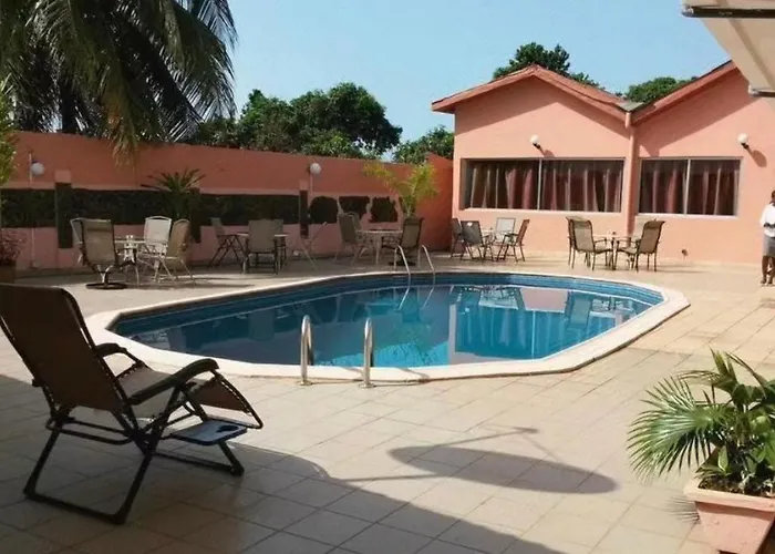 Zambezi Hotel