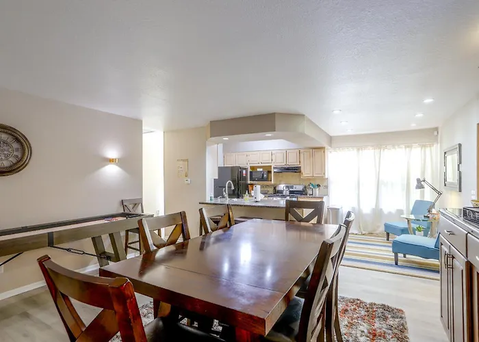 Group-Friendly Rambler W/ Fenced Backyard & Deck