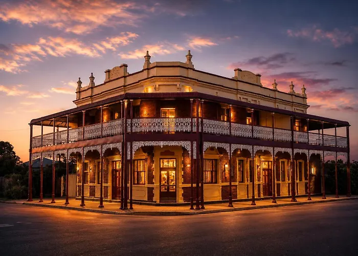 National Hotel Warwick