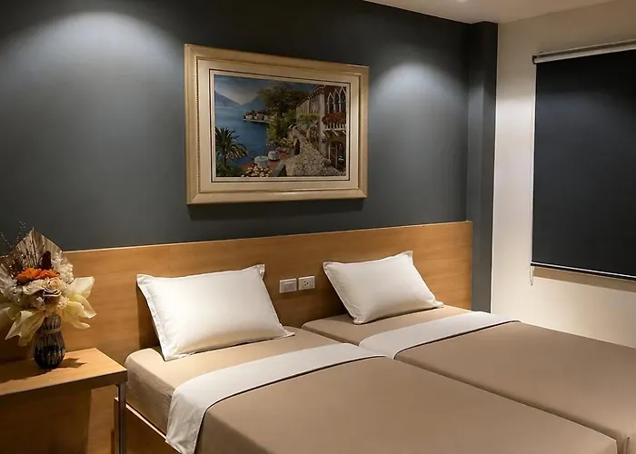 303 Casa Sienna, Real Suites
