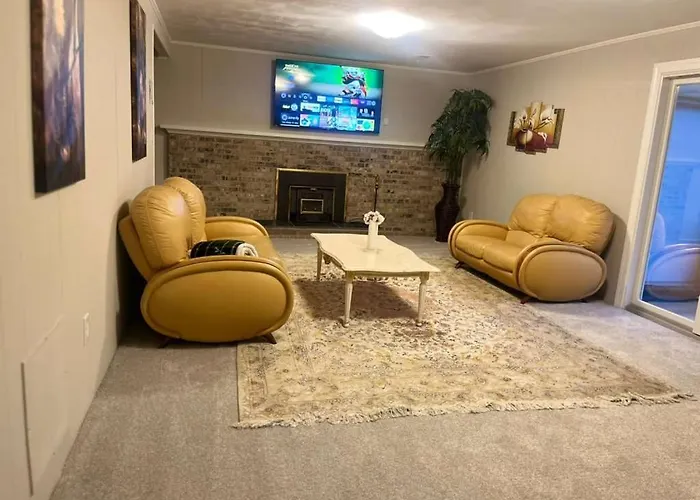 Spacious 4Br Rockville Yard, Bbq, Free Parking