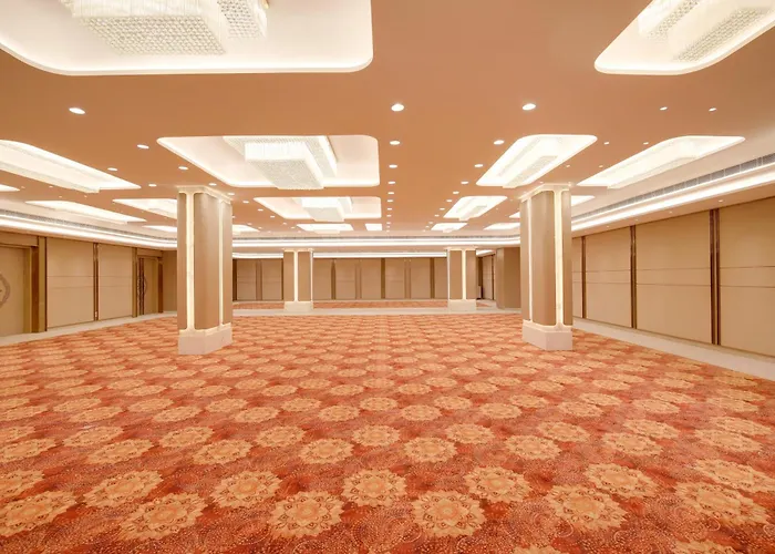 Lemon Tree Hotel, Bharuch