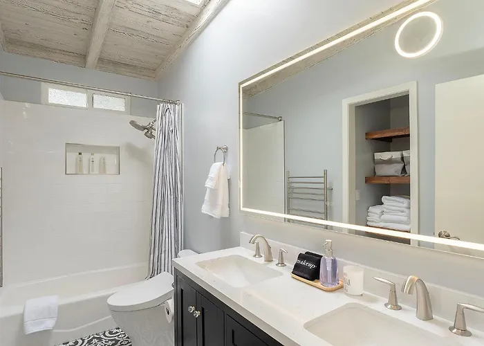 3890 Cypress Rest