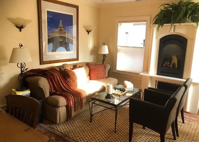 Riverview Organic Bed & Breakfast And Wellness Center