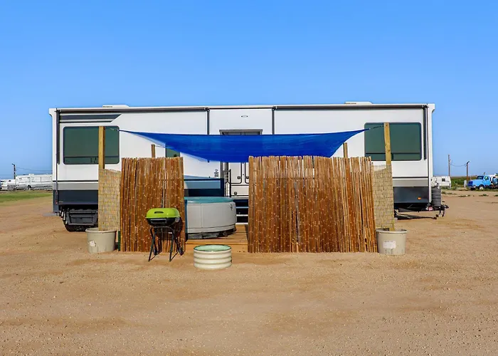 Hot Tub & Mtn Views! Carlsbad Rv Retreat