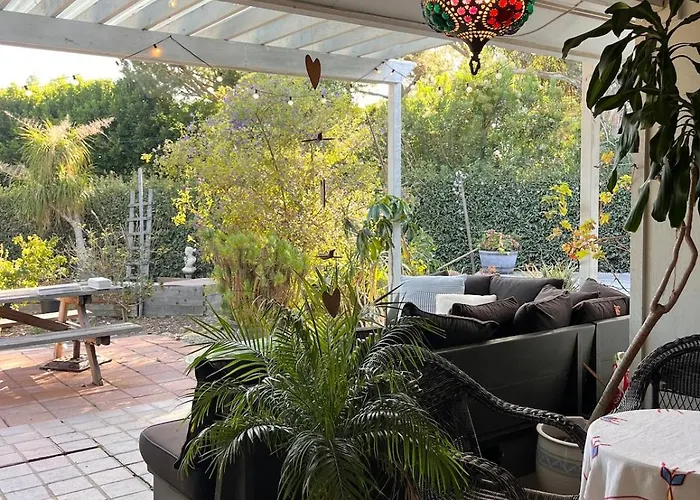 Private Malibu Guest Suite