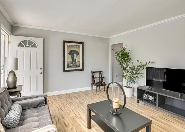 5 Mi To Sdsu & Trails! Stylish Apartment W/ Patio
