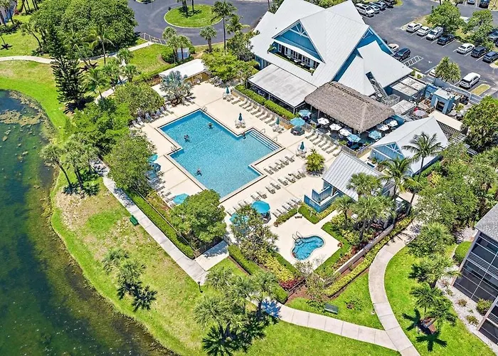 The Divine Tides Condo 5 Minute Walk To The Beach
