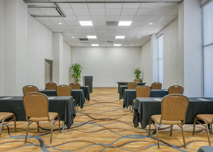 Best Western Orlando Gateway Hotel