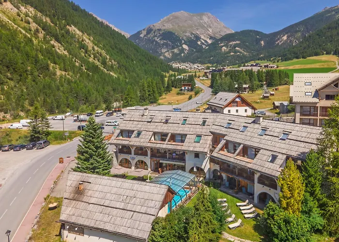 Hotel & Spa La Ferme De L'Izoard