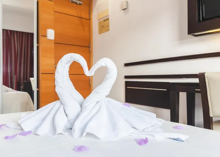 Mll Mediterranean Bay - Adults Only El Arenal 