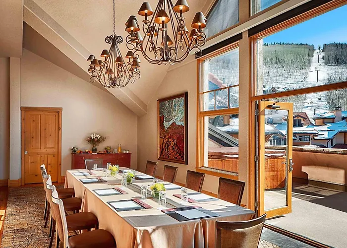 Fairmont Heritage Place, Franz Klammer Lodge