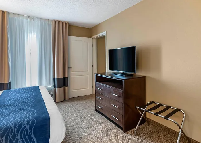 Comfort Inn & Suites Bryant - Benton
