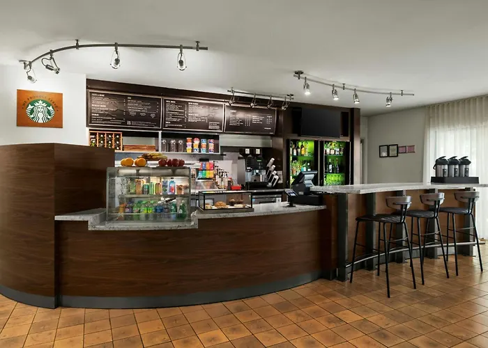 Courtyard By Marriott Stockton