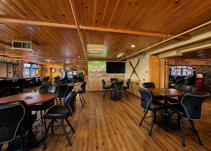 Topaz Lodge