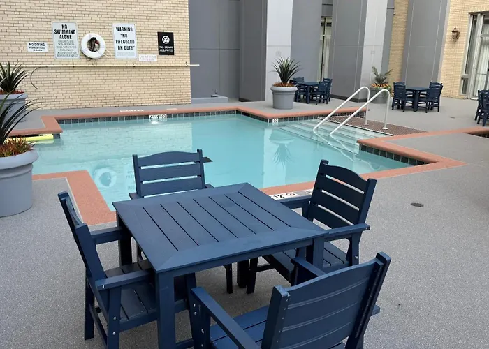 Clayton Plaza Hotel & Extended Stay