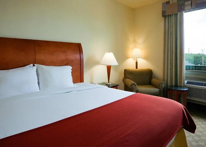 Holiday Inn Express Hotel And Suites Fairfield-North By Ihg