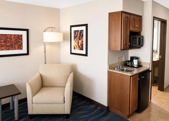 Astoria Hotel & Event Center