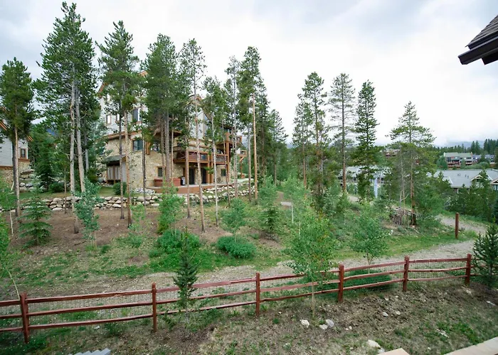 Bluesky 406 | Wonderful Mountain Home With Ski-In/Ski-Out Access - Shared Resort Amenities
