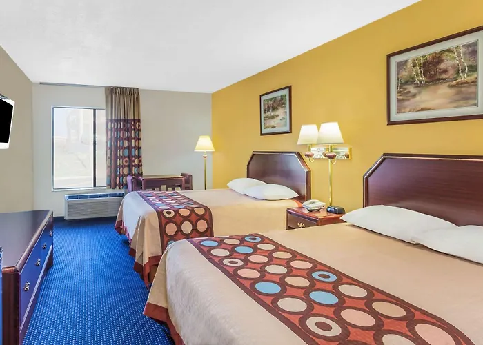 Super 8 By Wyndham Morristown/South