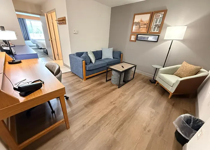 Country Inn & Suites By Radisson, Lima