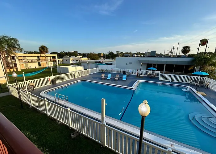 Super 8 By Wyndham Ocala I-75