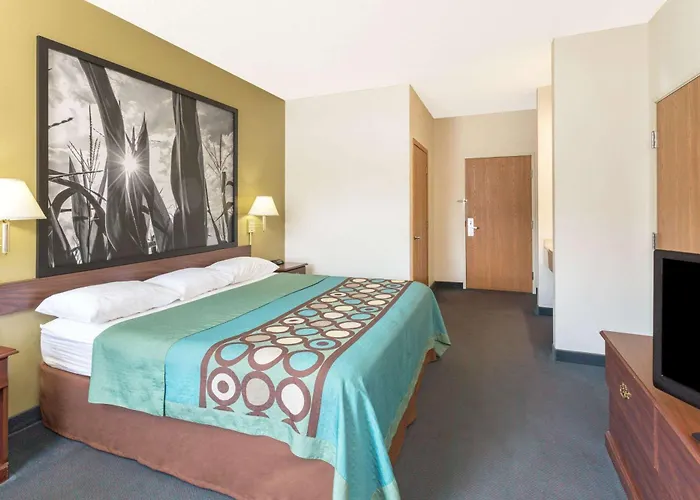 Super 8 By Wyndham Cresco Ia