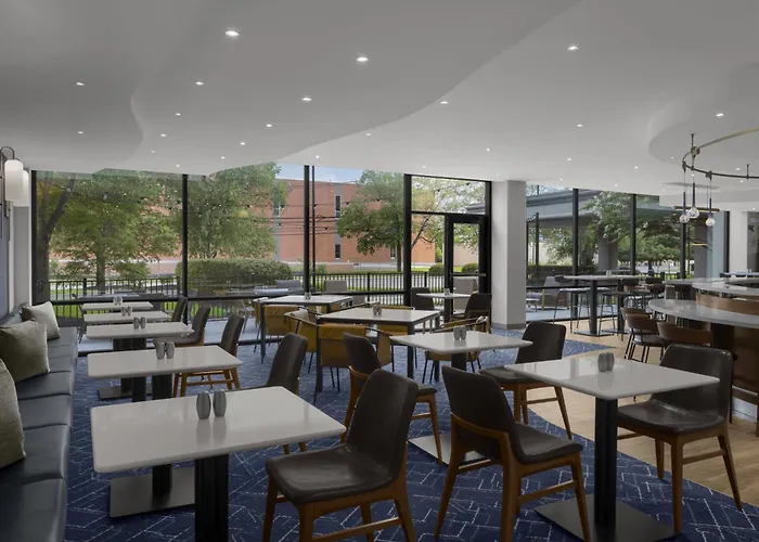 Courtyard By Marriott Lyndhurst/Meadowlands