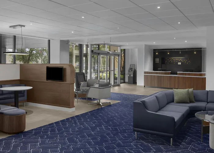 Courtyard By Marriott Lyndhurst/Meadowlands
