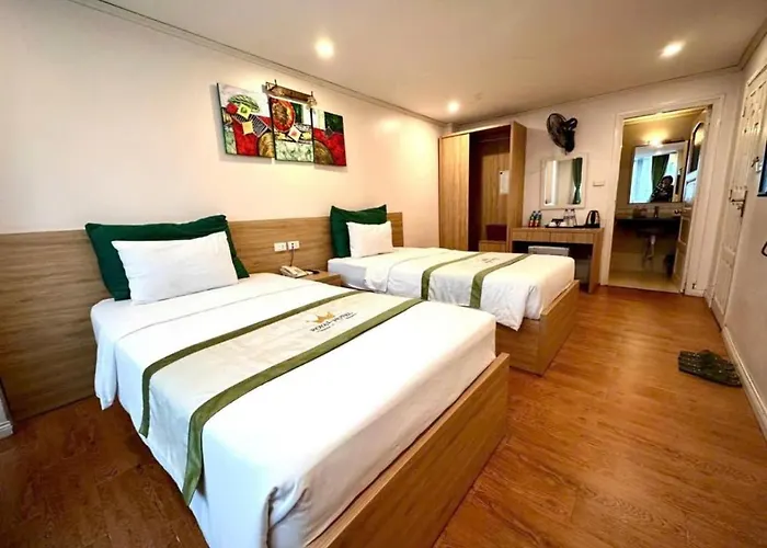 Royal Hotel